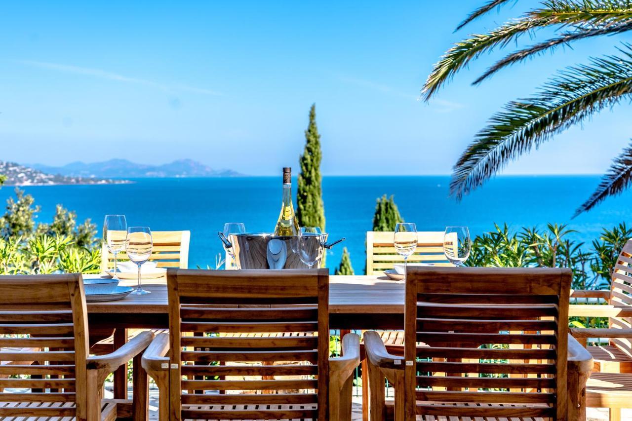 Superbe Villa, Incroyable Vue Mer, Piscine Chauffee, Climatisee 圣马克西姆 外观 照片