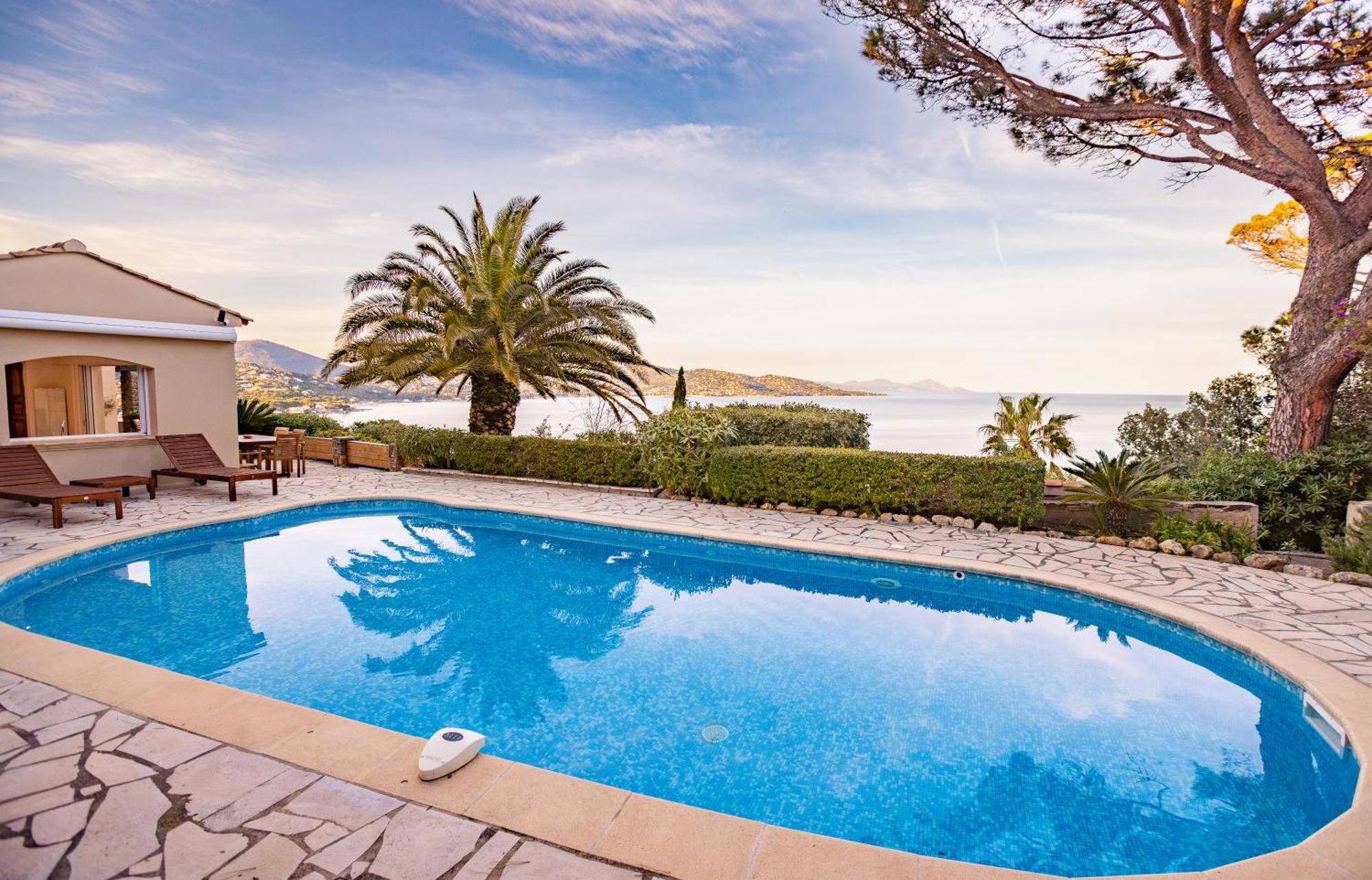 Superbe Villa, Incroyable Vue Mer, Piscine Chauffee, Climatisee 圣马克西姆 外观 照片